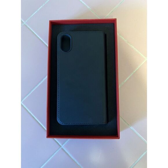 Tesla Leather Iphone X Folio Case Black New In Box - Picture 3 of 4